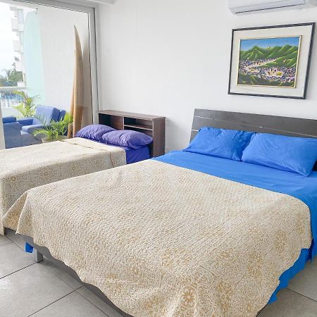 M3 Lujoso Y Comodo Departamento Con Playa 2 Piscinas Cancha De Tenis Jacuzzi Seguridad 24 Horas Manta Esterno foto