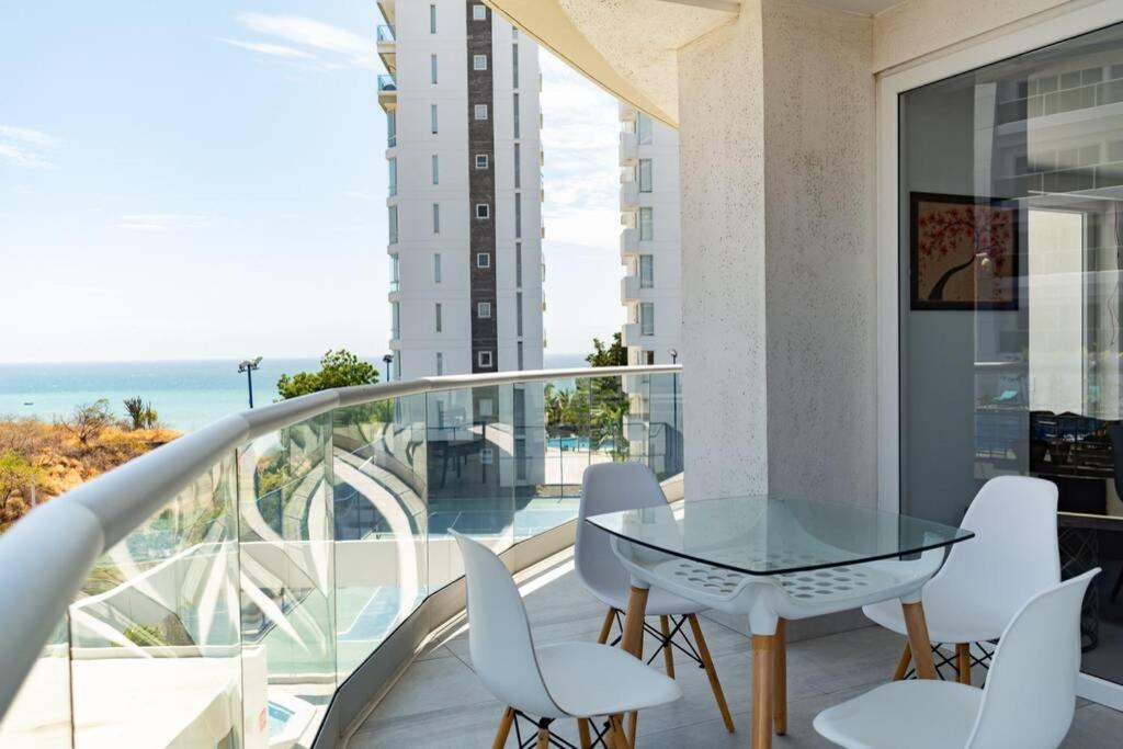 M3 Lujoso Y Comodo Departamento Con Playa 2 Piscinas Cancha De Tenis Jacuzzi Seguridad 24 Horas Manta Esterno foto