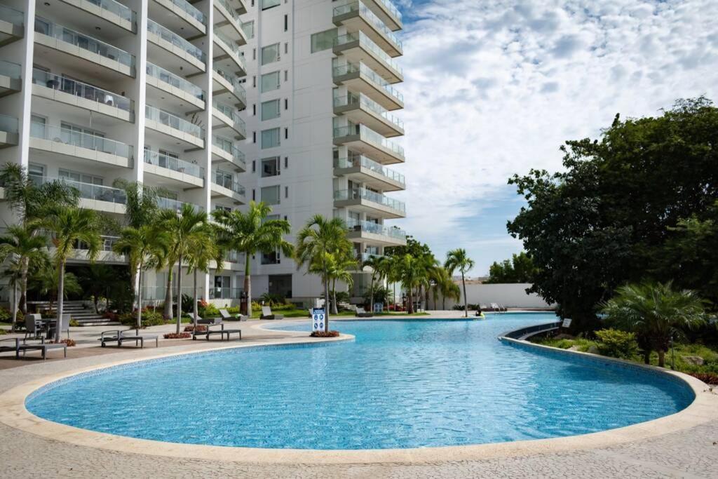 M3 Lujoso Y Comodo Departamento Con Playa 2 Piscinas Cancha De Tenis Jacuzzi Seguridad 24 Horas Manta Esterno foto