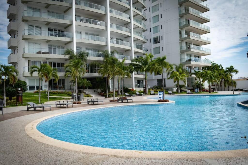 M3 Lujoso Y Comodo Departamento Con Playa 2 Piscinas Cancha De Tenis Jacuzzi Seguridad 24 Horas Manta Esterno foto